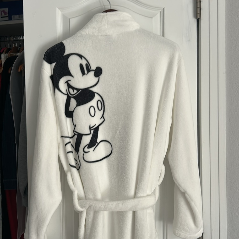 Pottery Barn Disney Mickey Mouse robe - Picture 3 of 6